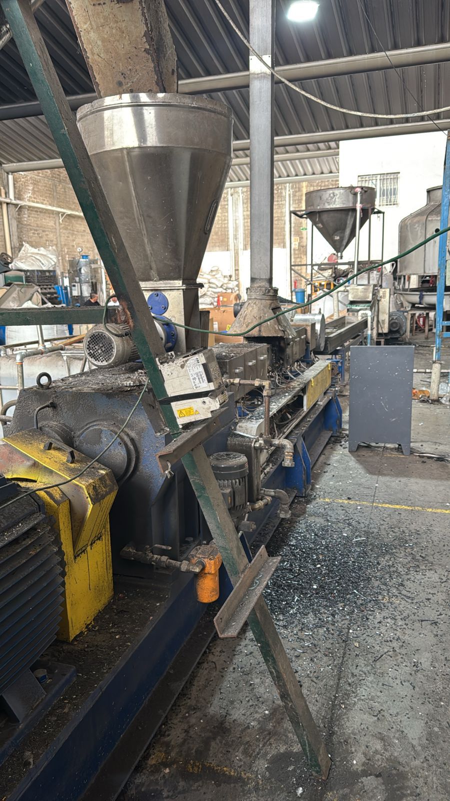 Pelletizadora doble husillo 150 mm